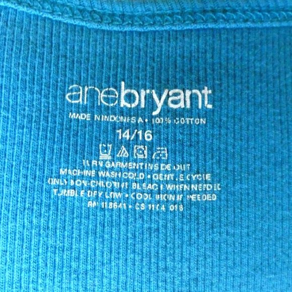 Lane Bryant Turquoise Ribbed Tank Lace Neck 14/16 - Picture 7 of 8